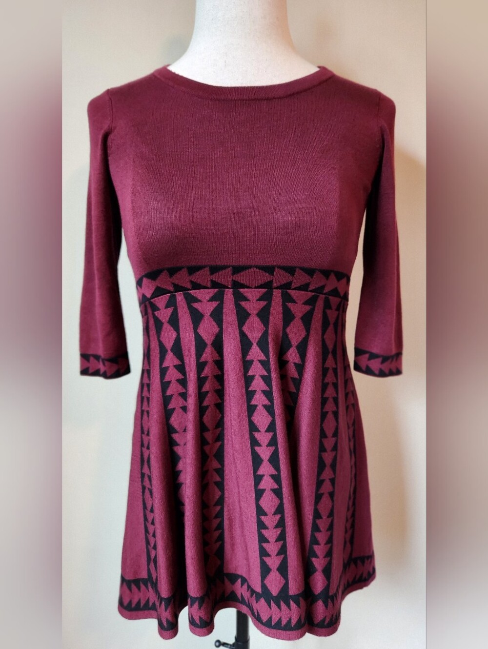 Nina Leonard Burgandy Black Geometric Tribal Knit Fit & Flare Sweater Dress S